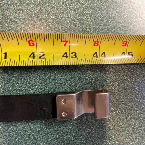 Chico’s Black Hammered Silver Latch Adjustable Genuine Leather Sz. Small - Picture 7 of 11